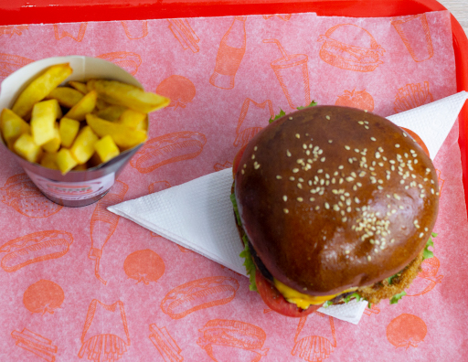 CHICKEN BURGER